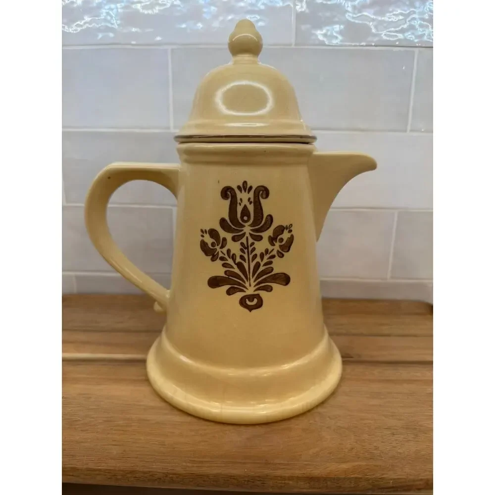 Pfaltzgraff Village #6-550 Stoneware Tea‎ Pot with Lid Vintage Made in USA 10